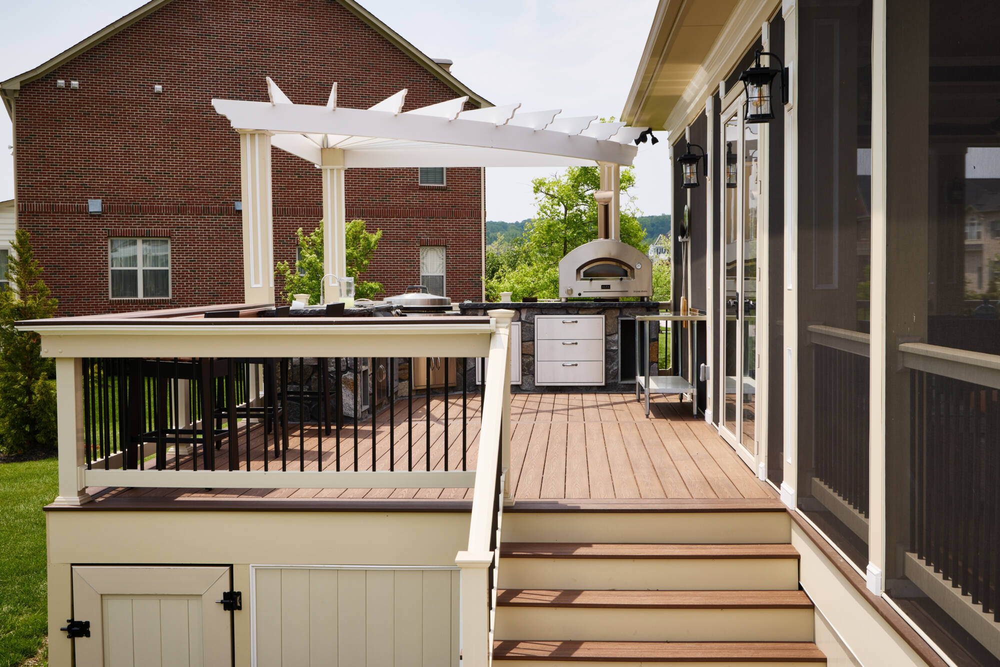 Outdoor Kitchen