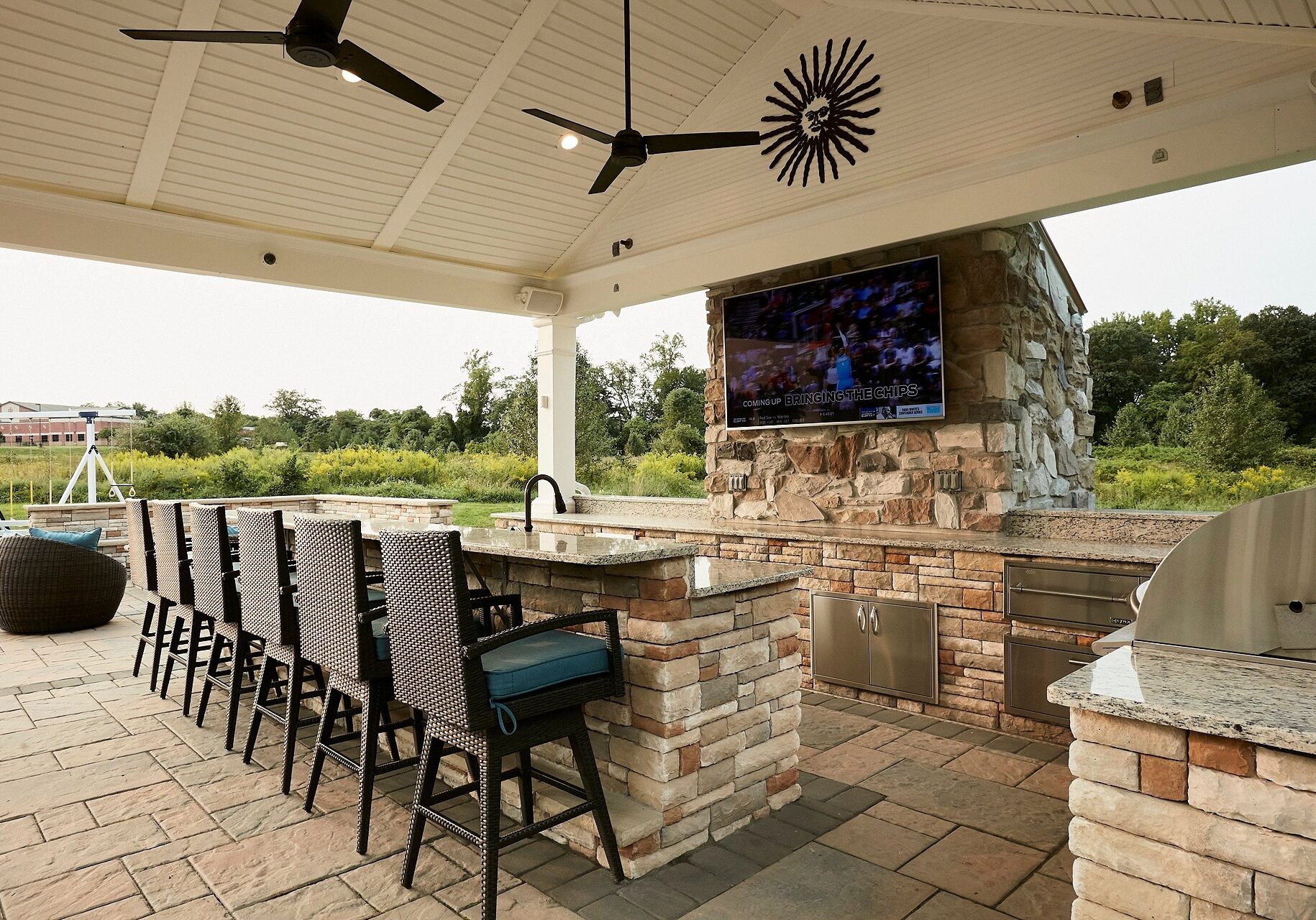 Outdoor Kitchen Contractors Near Me